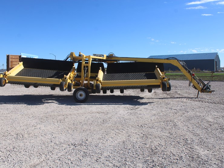 #2033-•-#2033--2015-phiber-hay-merger-image-37