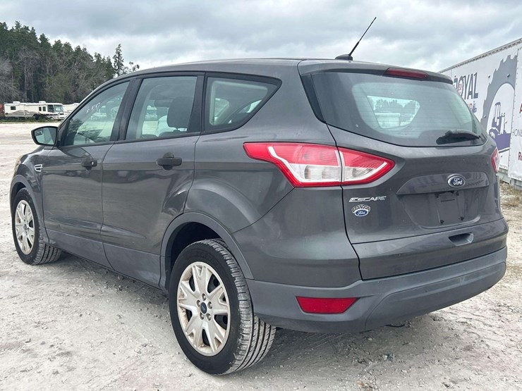 2015-ford-escape-image-4