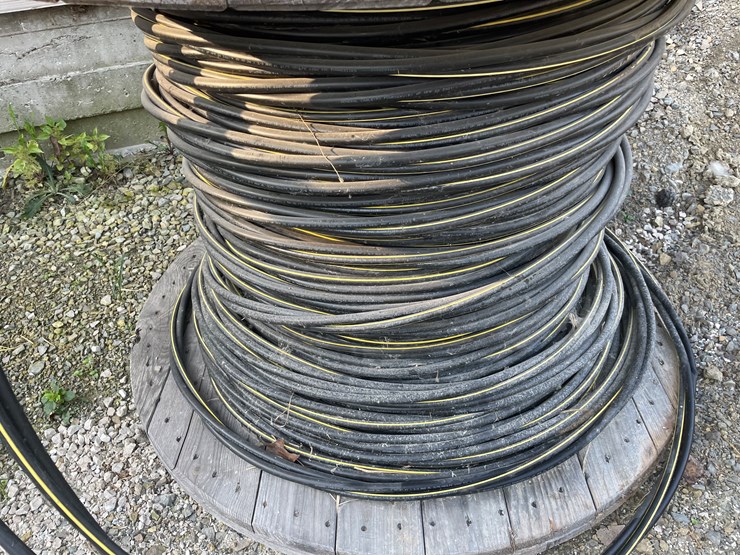 #1018-•-spool-of-cable-image-2