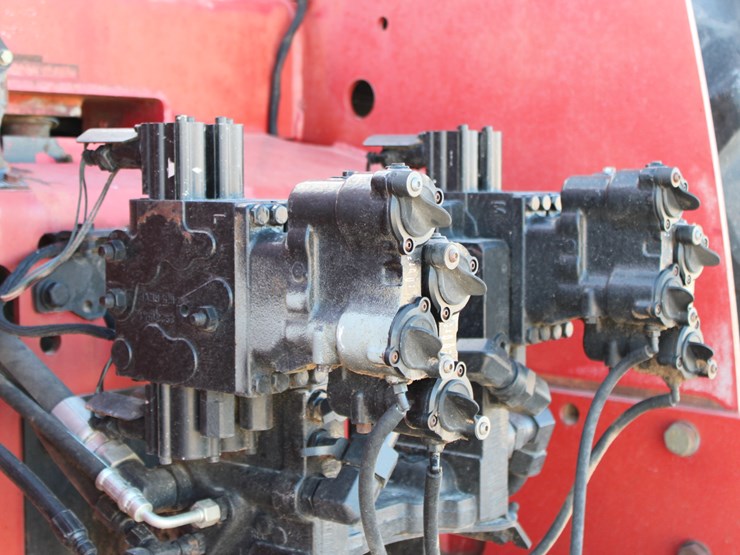 international-4100-image-45