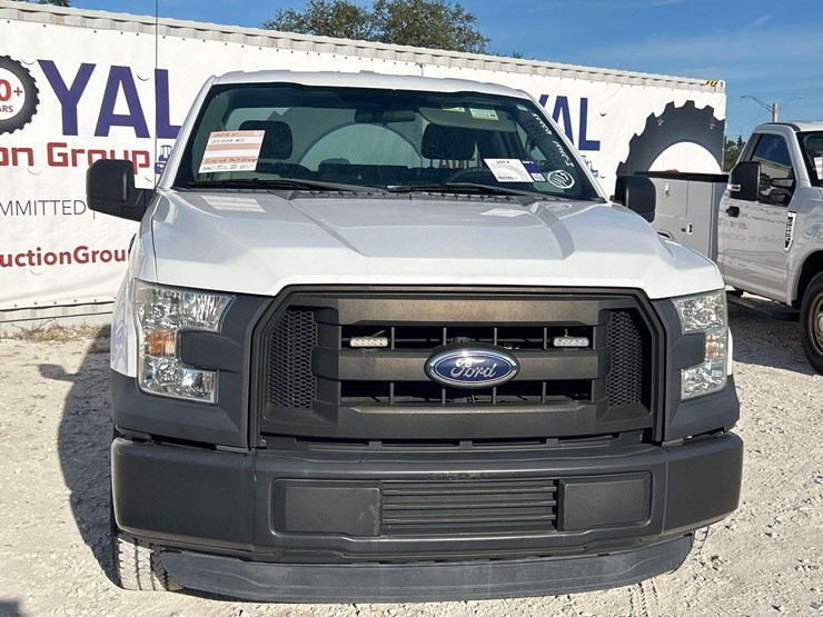 2016-ford-f150-image-25