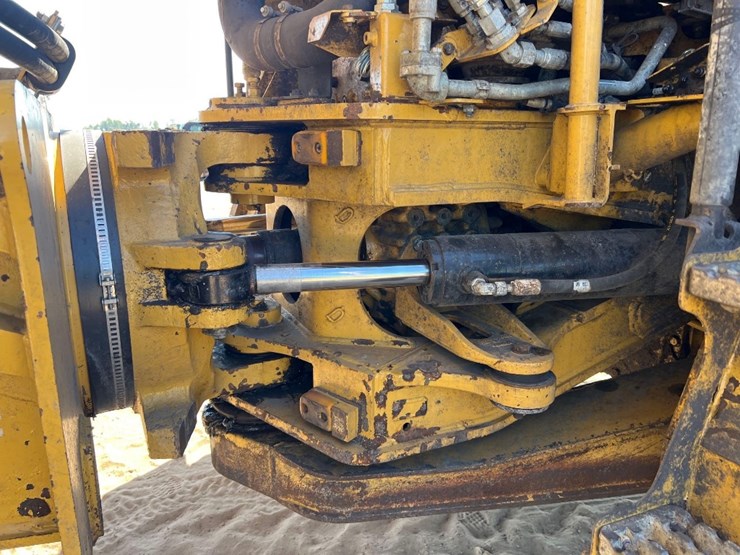 2019-caterpillar-740-gc-image-28