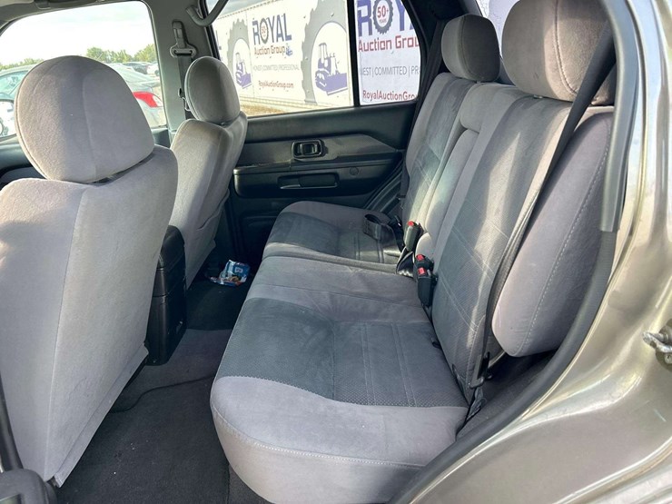 2001-nissan-pathfinder-image-22