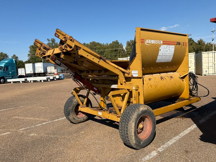 haybuster-256-plus-ii-image-2