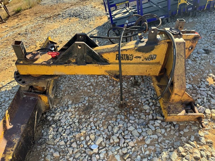 #13004-•-rhino-hyd-3pt-blade-image-2