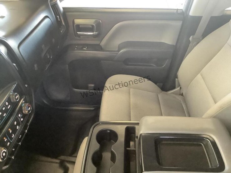 2015-chevrolet-silverado-1500-image-18