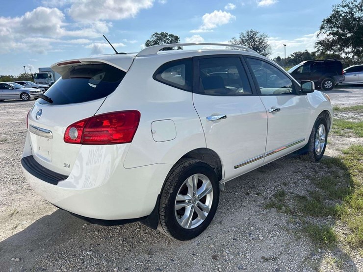 2014-nissan-rogue-image-3