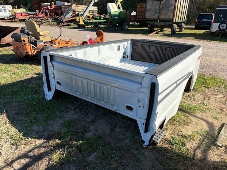 2024-ford-f350-image-5