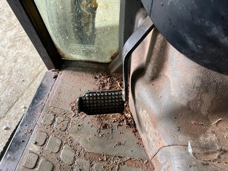 new-holland-tn60da-image-30