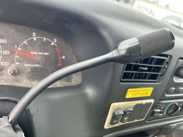 2006-ford-f650-image-15