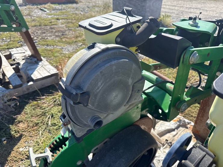 #26205-•-john-deere-late-style-planter-parts-inv#-26205-image-7