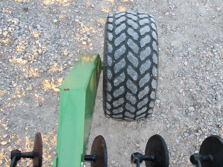 john-deere-1590-image-38