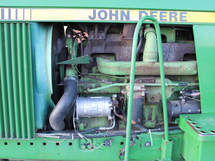 john-deere-4440-image-24