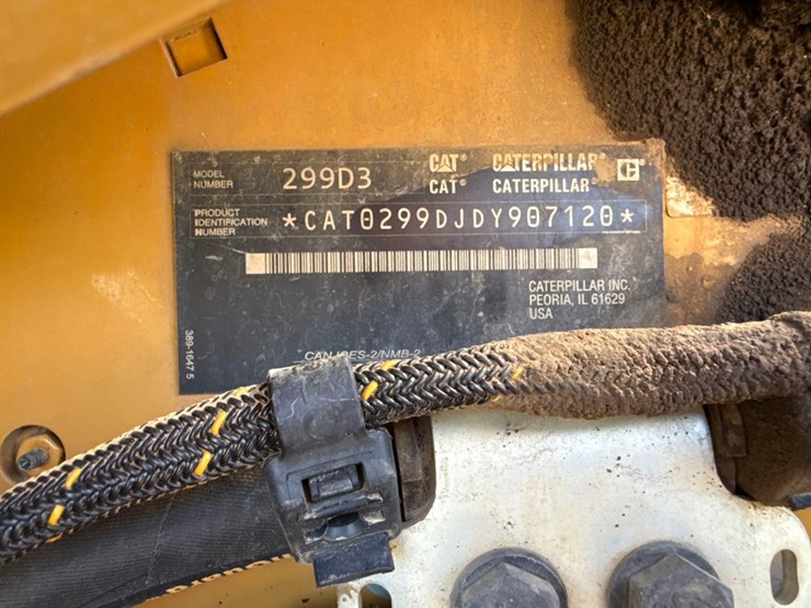 2022-caterpillar-299d3-image-17