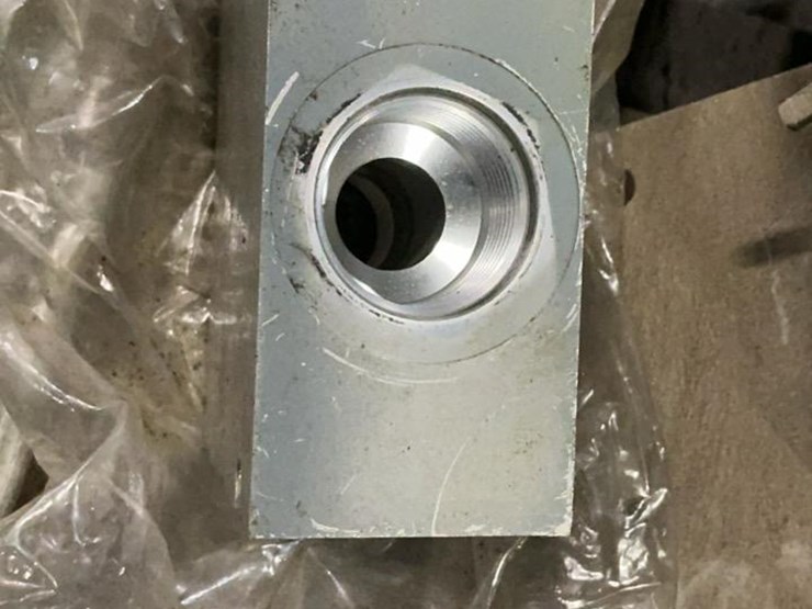 #164-•-wm-4000-foot-clamp-parts-image-11