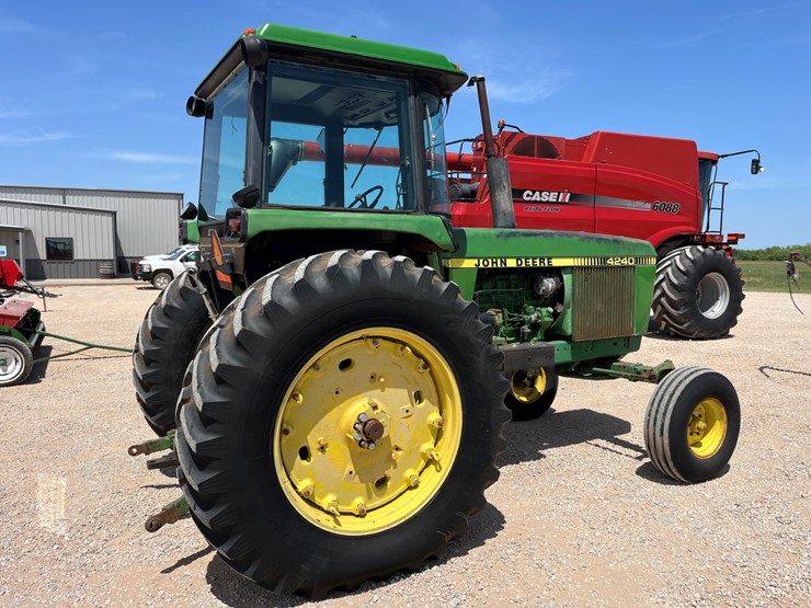 1979-john-deere-4240-image-5