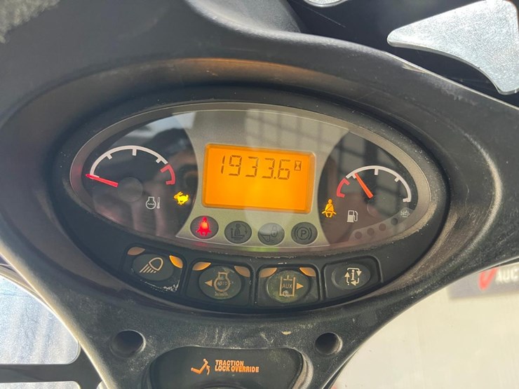 bobcat-s740-image-18