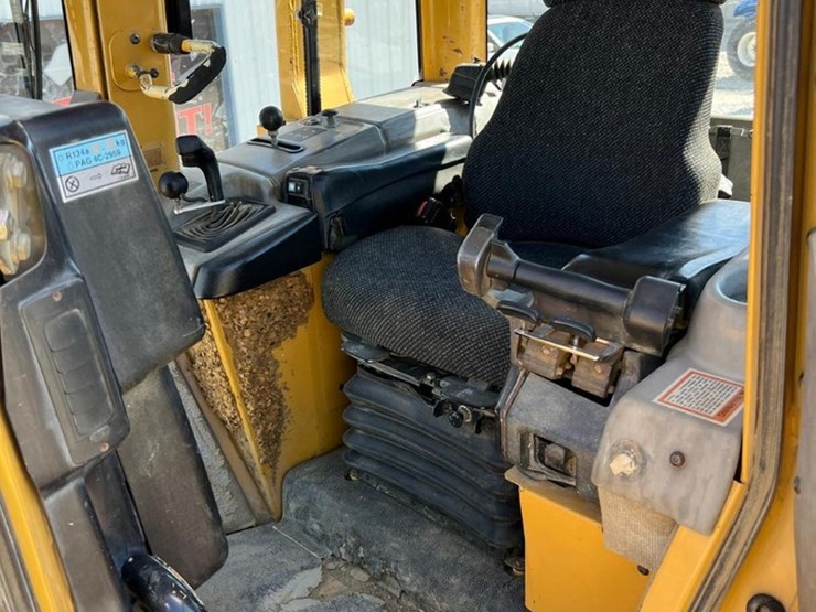 caterpillar-d5n-lgp-image-29