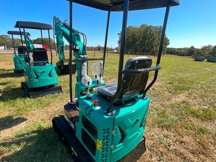 unused-cfg-mh12r-mini-excavator-(bkt,-2-ft-8-in,-image-8