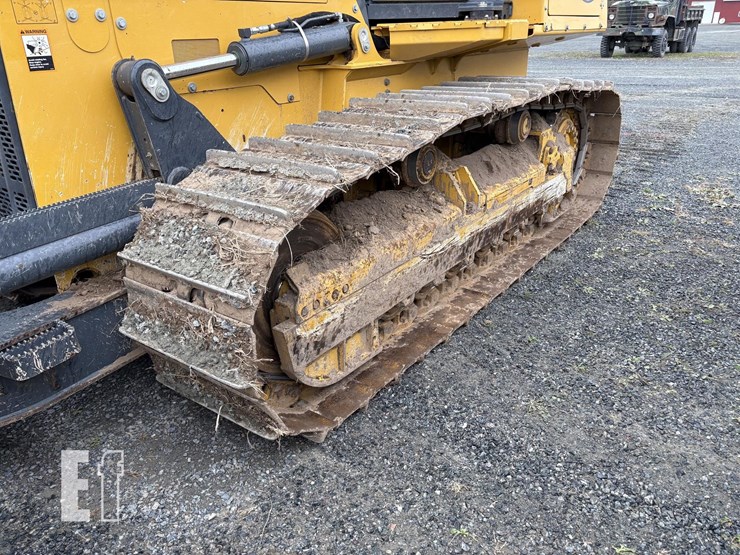 2021-deere-700l-image-6