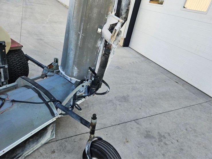 #2525-•-toro-1100-sprayer-image-13