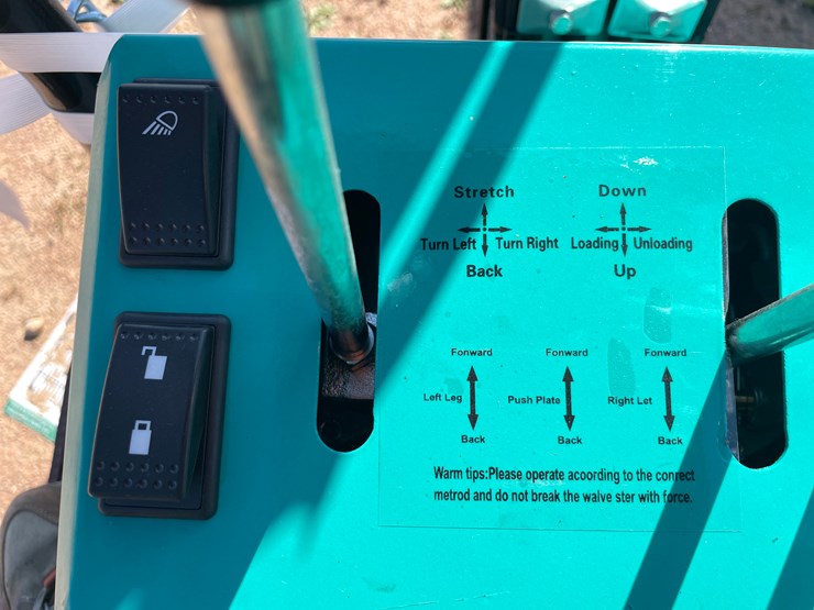 #1699-•-agt-mh12rx-mini-excavator-image-23