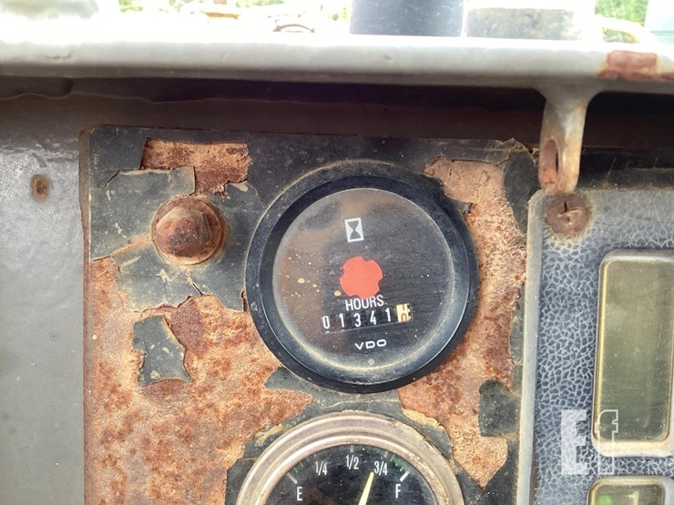 1997-komatsu-d32p-1-image-18