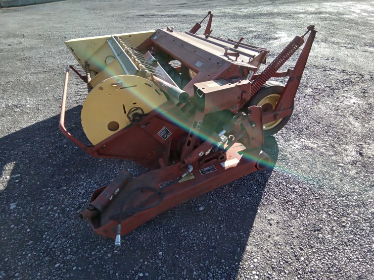 new-holland-472-image-8