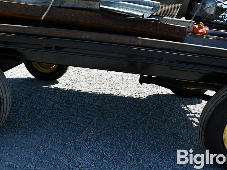 hayrack-w/contents-image-15