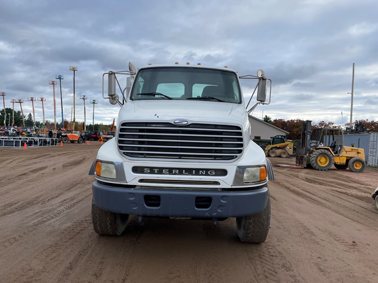 2005-sterling-acterra-image-2