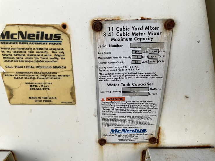 #3375-•-mcneilus-cement-mixer-drum-with-chutes-and-controls-image-25