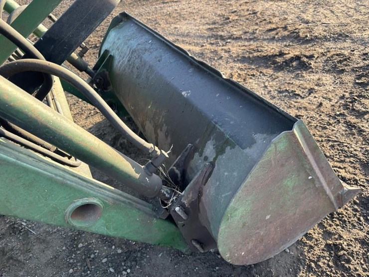 1981-john-deere-750-image-11