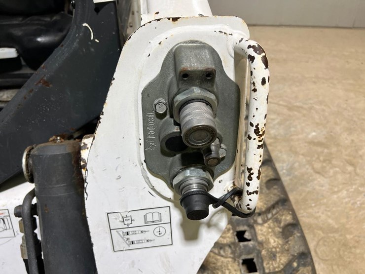 2018-bobcat-t650-image-12