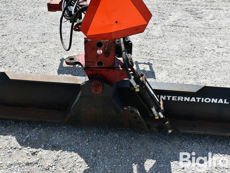 international-50-image-15