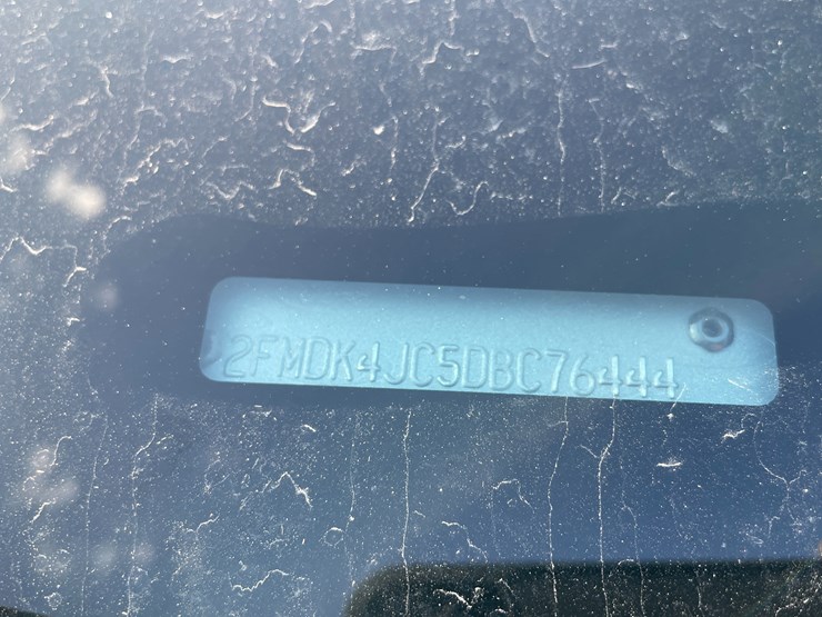 2013-ford-edge-image-10