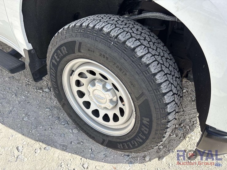 2022-chevrolet-1500-image-29