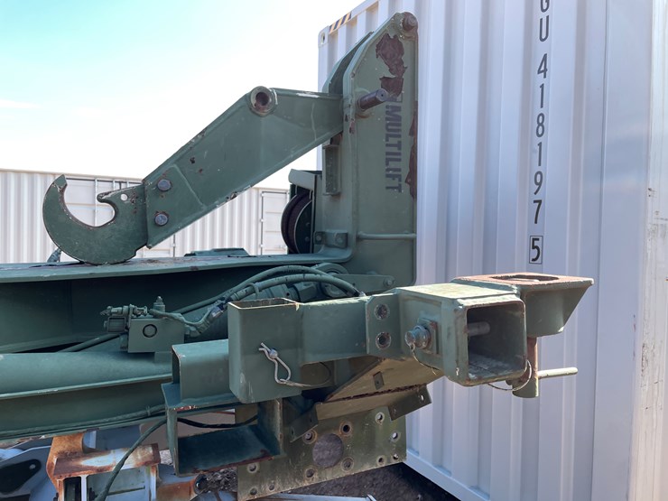 #3353-•-(2)-hook-lift-bed-frames-image-5