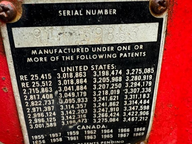 massey-ferguson-135-image-9