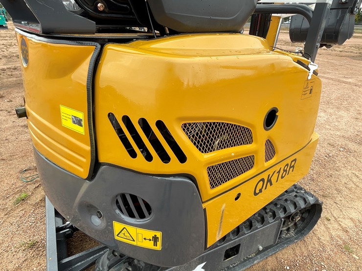 #1799-•-agt-qk18r-mini-excavator-image-34