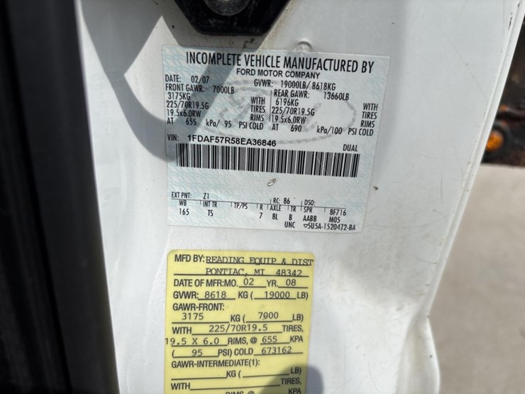 2008-ford-f550-image-54