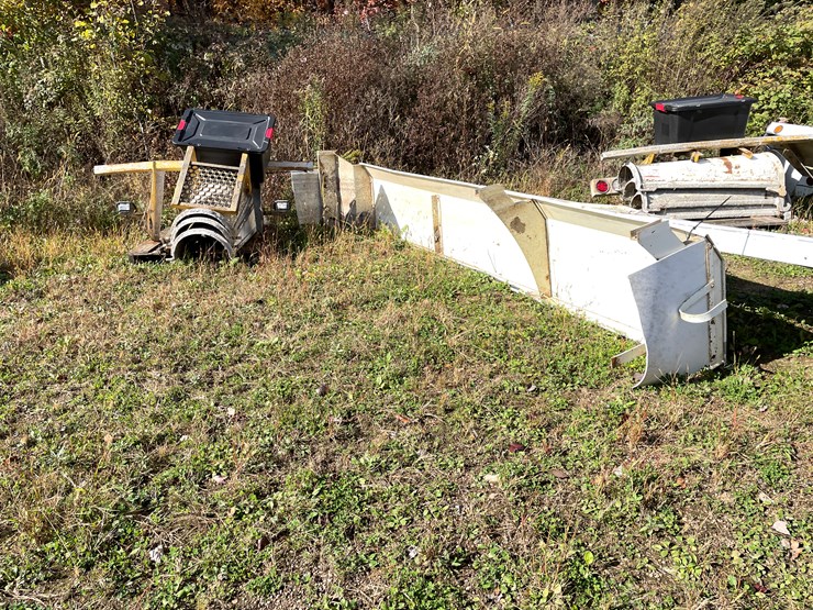 #3375-•-mcneilus-cement-mixer-drum-with-chutes-and-controls-image-26