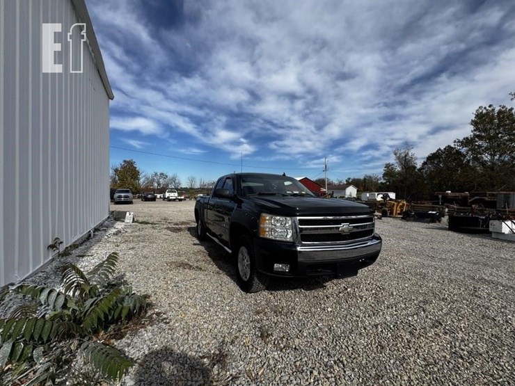 2007-chevrolet-silverado-1500-lt-image-7