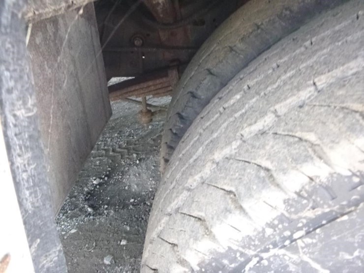 2014-ford-e450-image-52