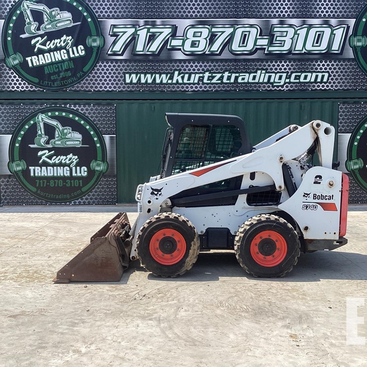 2017 BOBCAT S740
