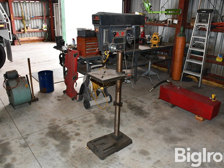 sears-craftsman-113213780-15-1/2"-drill-press-image-1