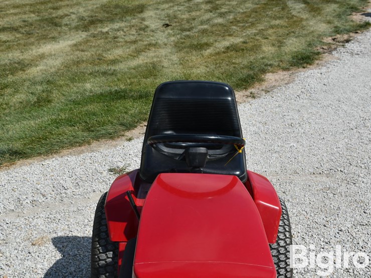 toro-wheel-horse-classic-riding-lawn-mower-image-11