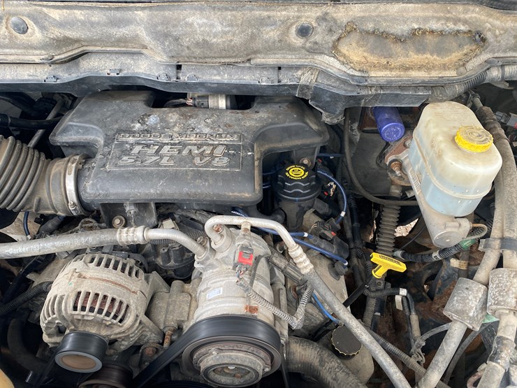 2003-dodge-ram-3500-image-32