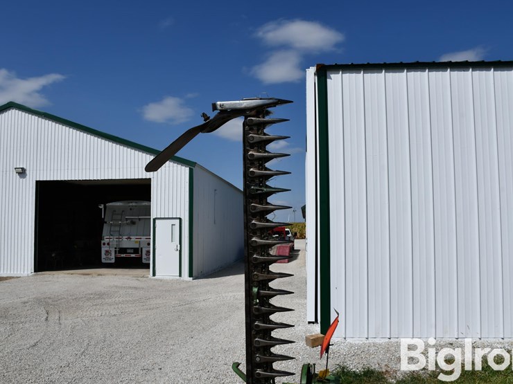 john-deere-30-image-14