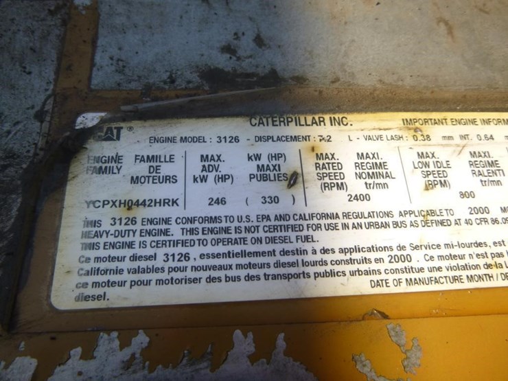 2001-freightliner-fl70-image-18