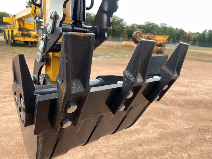 #1795-•-agt-qk18r-mini-excavator-image-18